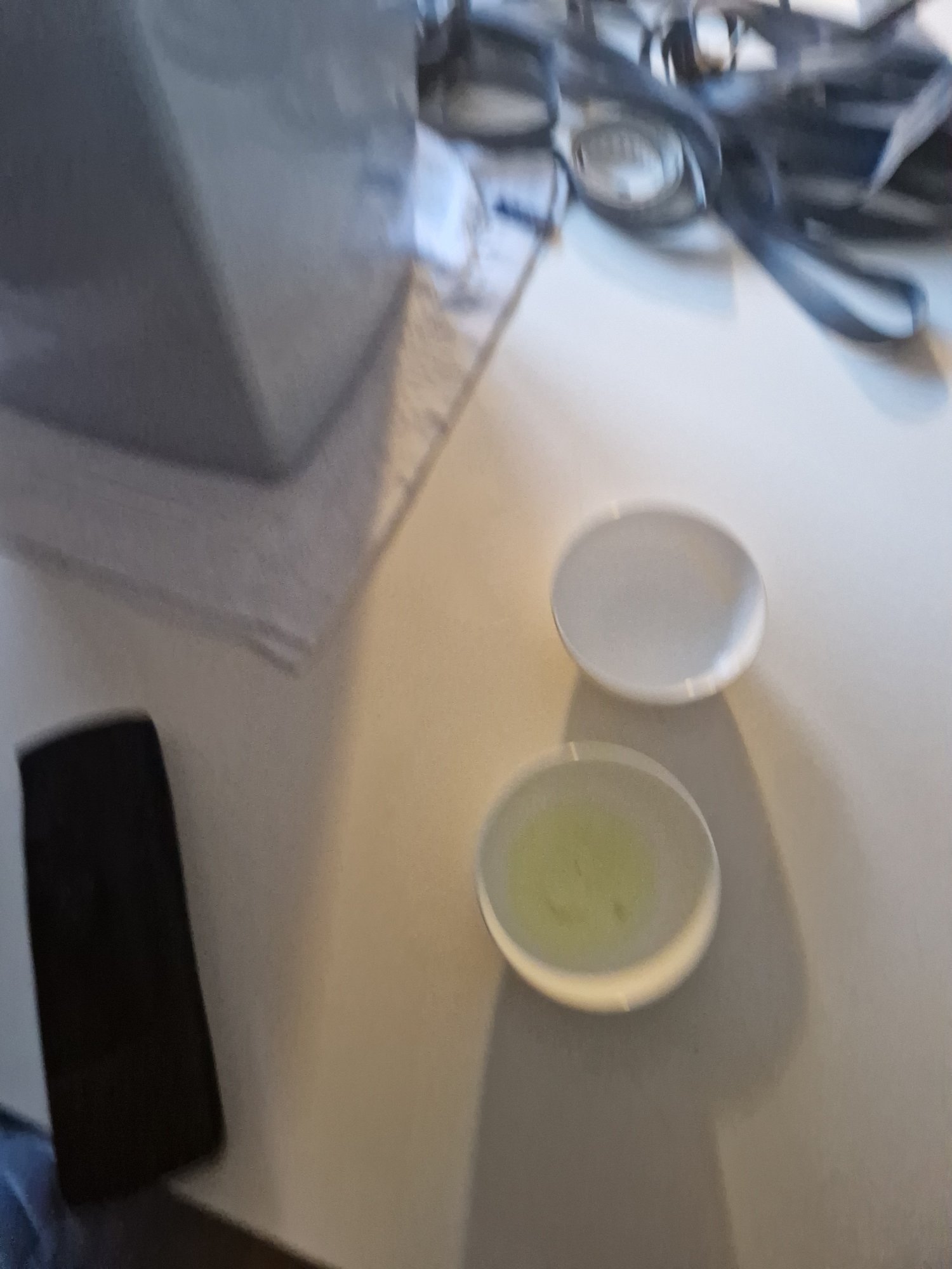 Schimmel rondom kozijn gevellekkage Amsterdam